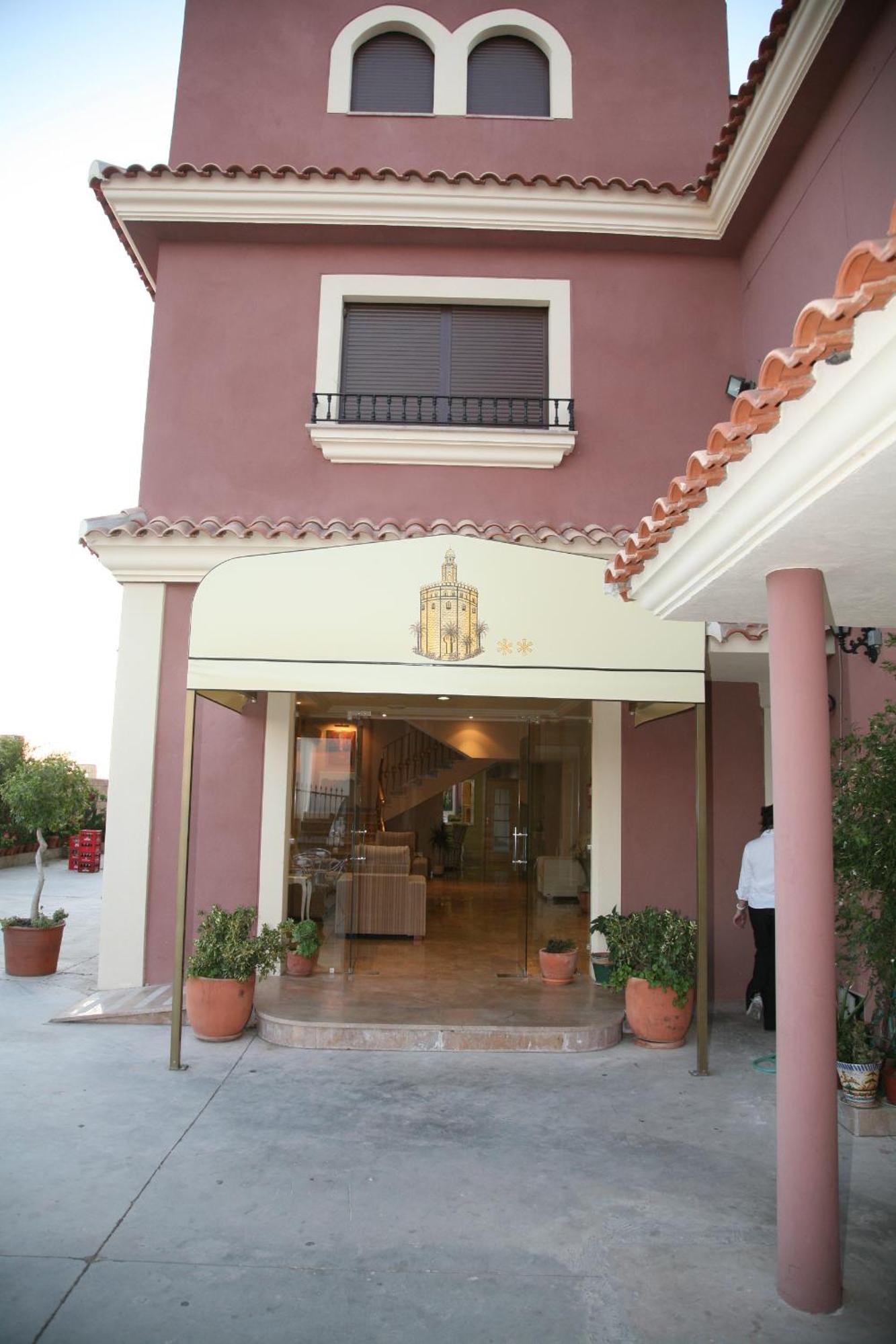 Hotel Torre Del Oro La Rinconada エクステリア 写真