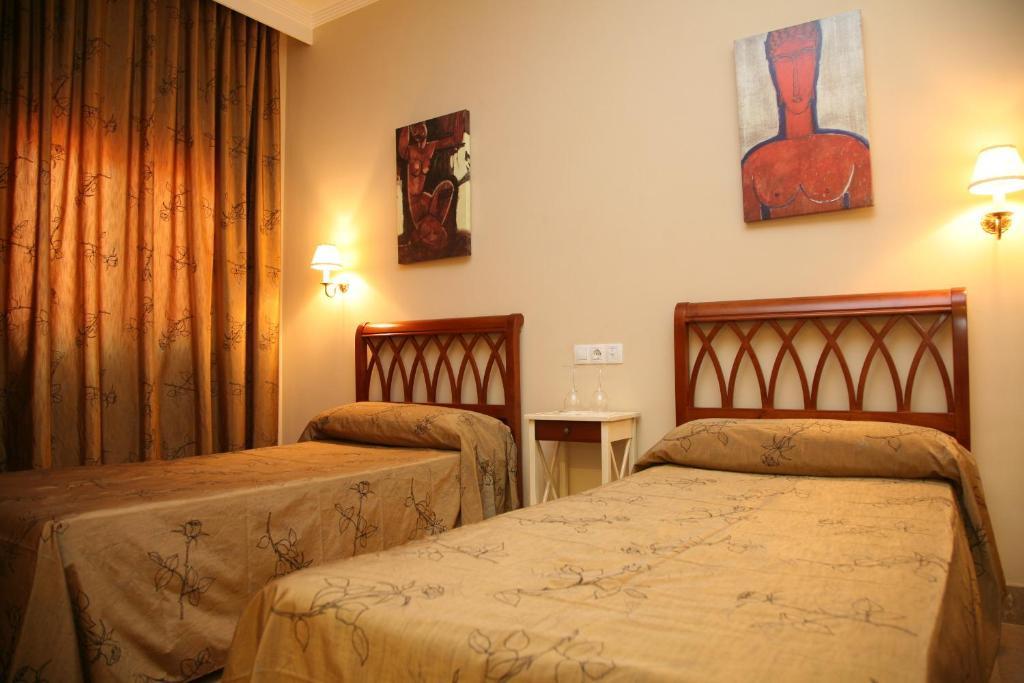 Hotel Torre Del Oro La Rinconada エクステリア 写真